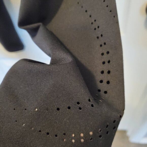 Ideology Pants - Black Ideology Compression tights with punched holes detail – Small